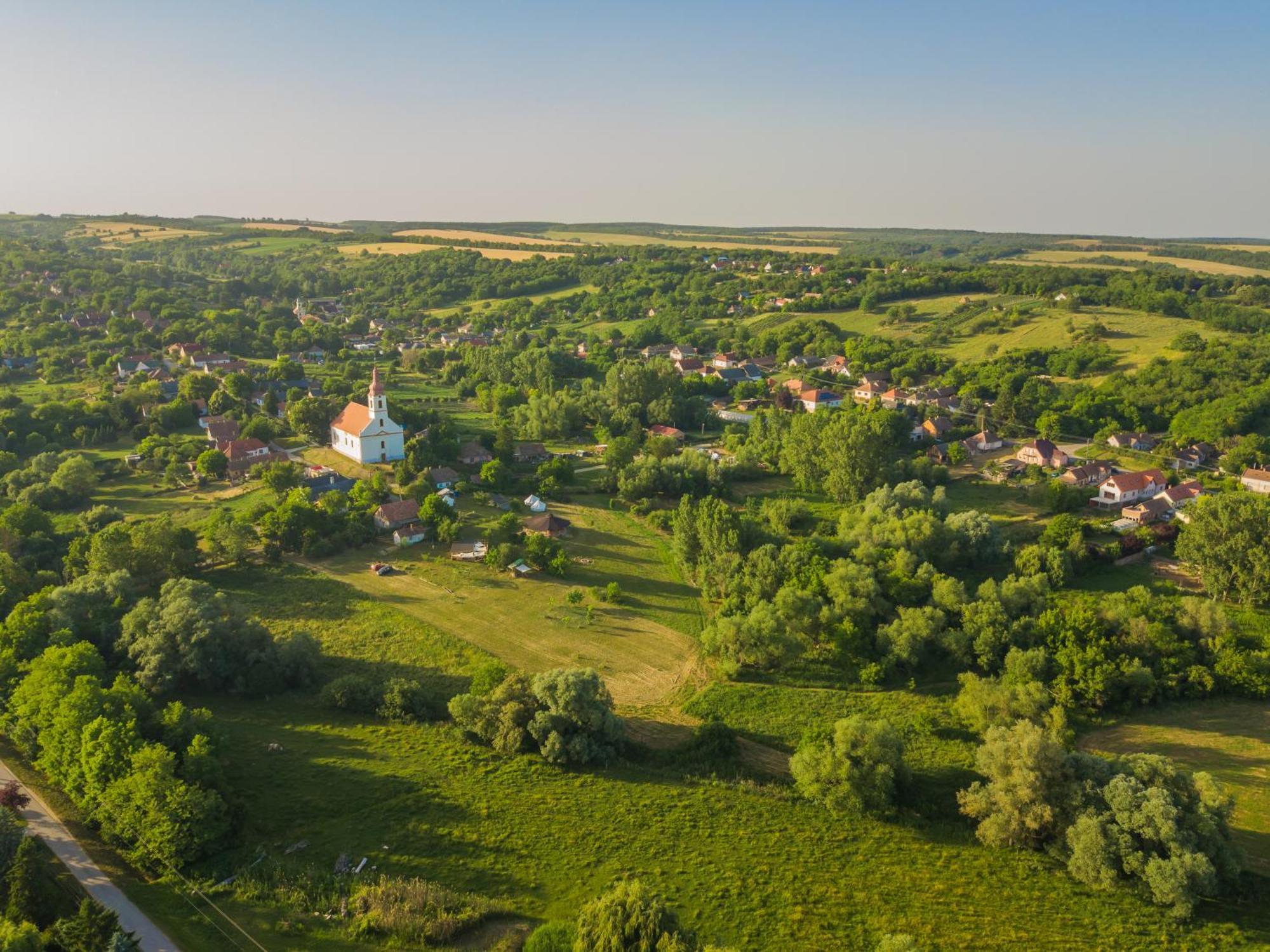 Szellos Ret Camping Balvanyos Exterior foto